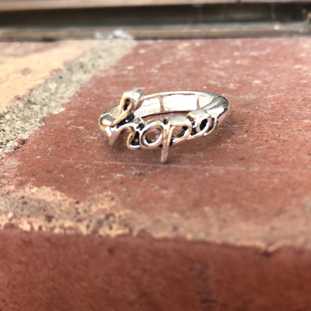 HOPE ring - stretchy Silvertone ring-the word HOPE